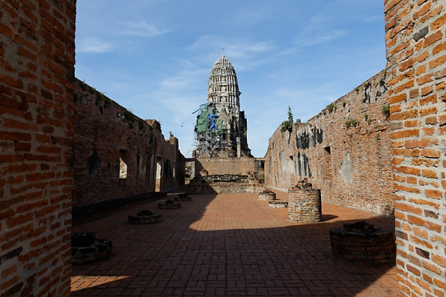 Wat Ratchaburana-039